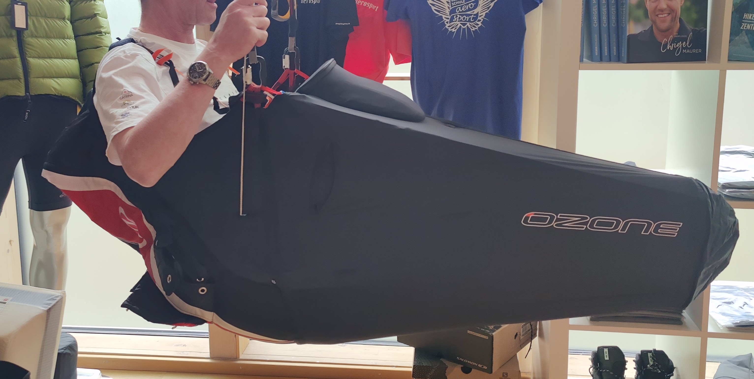 Ozone Ozium 2 Liegegurtzeug mit Softshell Beinsack (Pod570) OCCASION